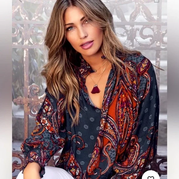 Venus Peasant Boho L Blouse Smocked Top Paisley Colorful Western Americana - Picture 2 of 10